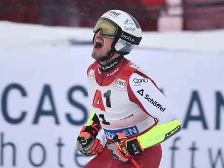 Marco Schwarz počas obrovského slalomu mužov v Söldene. 