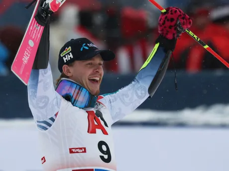 Atle Lie McGrath počas obrovského slalomu mužov v Söldene. 