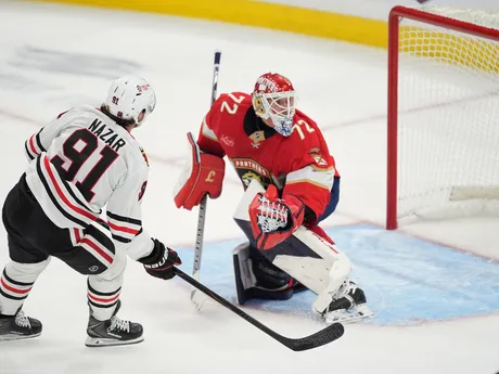 Frank Nazar strieľa gól