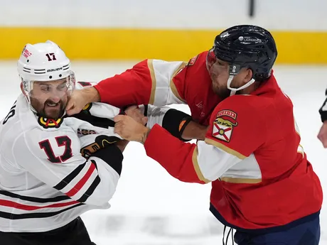 Bitka Nicka Foligna s A.J. Greerom