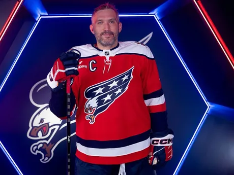 Alternatívne dresy Washingtonu. 