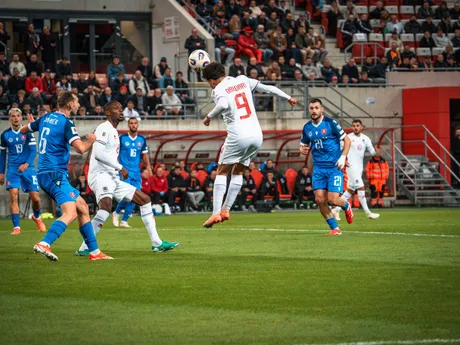 Aidan Dardari počas zápasu Slovensko - Luxembursko v kvalifikácii na MS vo futbale 2026. 