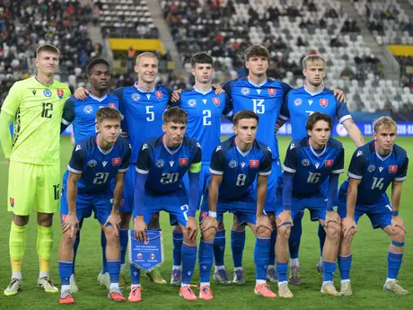 Hráči Slovenska počas kvalifikačného zápasu ME 2027 hráčov do 21 rokov, D-skupina Slovensko - Moldavsko.