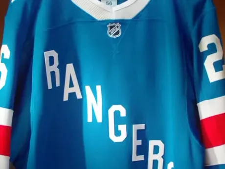Storočnicový dres NY Rangers. 