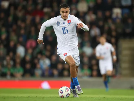 David Strelec počas zápasu Severné Írsko - Slovensko v kvalifikácii MS vo futbale 2026. 