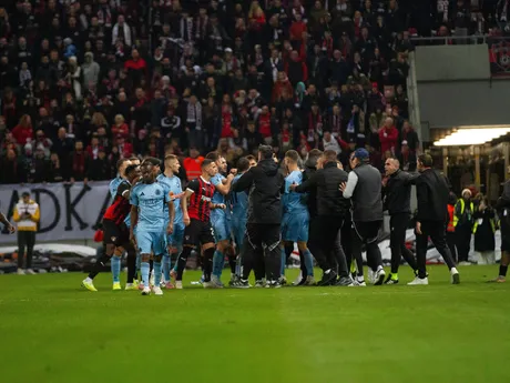 Šarvátka na konci zápasu  11. kola Niké ligy Spartak Trnava - Slovan Bratislava.