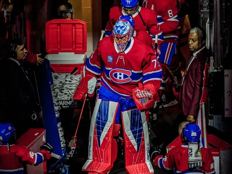 Hokejisti Montrealu nastupujú na zápas. 