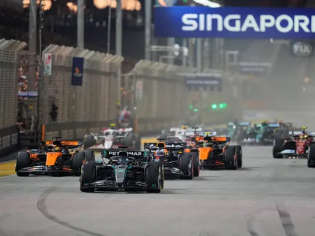 George Russell počas Veľkej ceny Singapuru 2025.