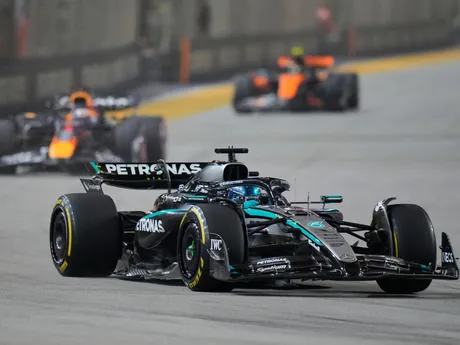 George Russell počas Veľkej ceny Singapuru 2025.