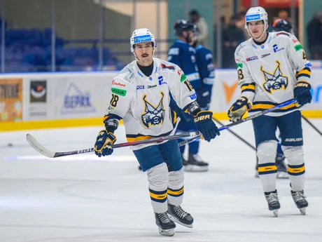 Uprostred Alex René Bartakovics (Spišská Nová Ves) 