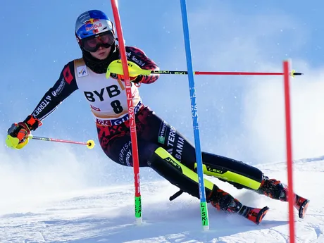 Lara Colturiová počas slalomu žien v rakúskom Gurgli. 