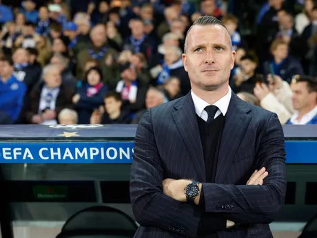 Tréner FC Bruggy Nicky Hayen počas zápasu 4. kola ligovej fázy Ligy majstrov FC Bruggy - FC Barcelona.