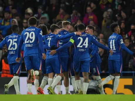 Hráči Chelsea oslavujú výhru