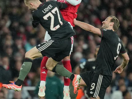 Martin Zubimendi počas zápasu Arsenal - Bayern.