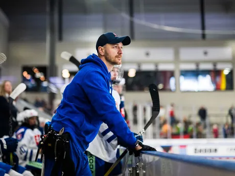 Slovenské hokejistky počas zápasu Slovensko - Francúzsko na Nemeckom pohári žien 2025.