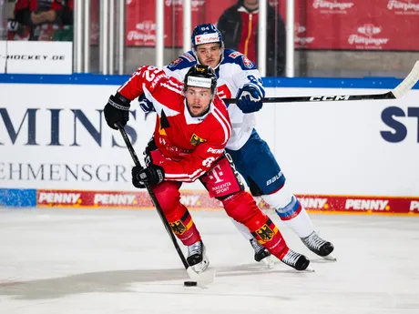 Parker Tuomie a Patrik Koch počas zápasu Slovensko - Nemecko na Nemeckom pohári 2025.