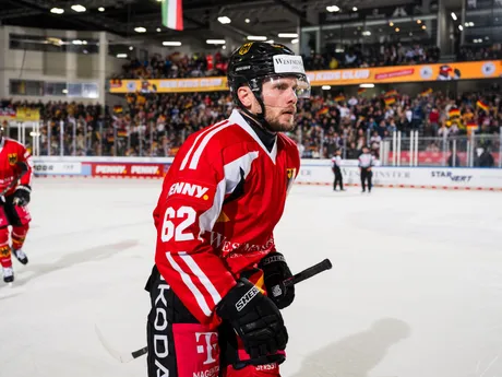 Parker Tuomie počas zápasu Slovensko - Nemecko na Nemeckom pohári 2025.