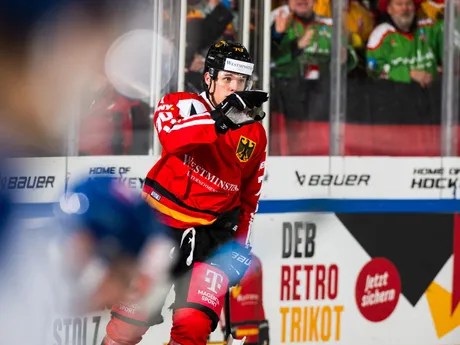 Bennet Rossmy počas zápasu Slovensko - Nemecko na Nemeckom pohári 2025.