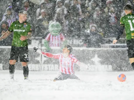 Fotka z finálového zápasu medzi Atlético Ottawa - Cavalry FC.