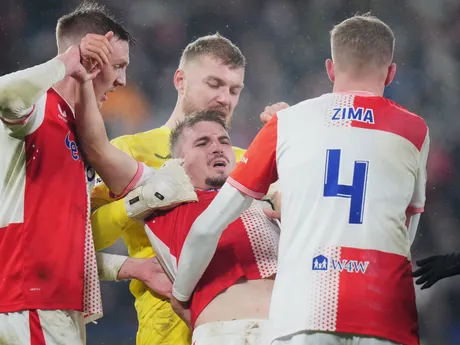 Michal Sadilek v zápase Slavia Praha - Athletic Bilbao