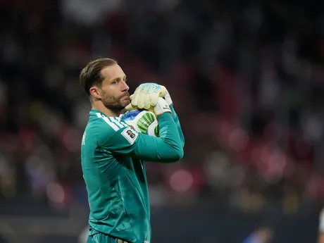 Oliver Baumann počas zápasu Nemecko - Slovensko v kvalifikácii MS vo futbale 2026. 