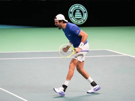 Matteo Berrettini počas finále Davis Cupu Taliansko - Španielsko.