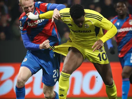 Fotka zo zápasu Európskej ligy Viktoria Plzeň - Fenerbahce Istanbul.