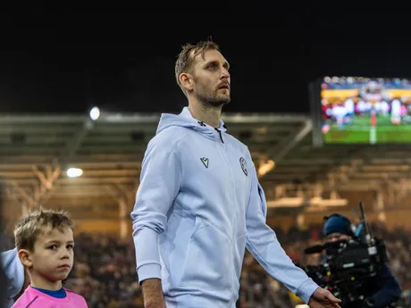 Na snímke hráč Slovenska Norbert Gyömbér (6) počas kvalifikačného zápasu na Majstrovstvá sveta 2026 medzi Slovenskom a Severným Írskom v Košiciach.