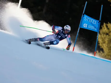 Henrik Kristoffersen počas obrovského slalomu mužov v americkom Copper Mountain. 