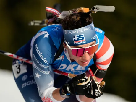 Deedra Irwinová počas šprintu v rakúskom Hochfilzene.