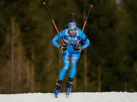 Lisa Vittozziová počas šprintu v rakúskom Hochfilzene.