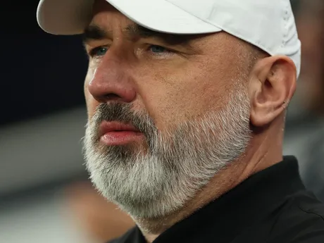 Tréner Slavie Jindřich Trpišovský počas zápasu 6. kola hlavnej fázy Ligy majstrov medzi Tottenhamom a Slaviou Praha.
