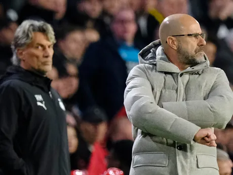 Momenty zo 6. kola hlavnej fázy Ligy majstrov medzi PSV Eindhoven a Atlético Madrid.