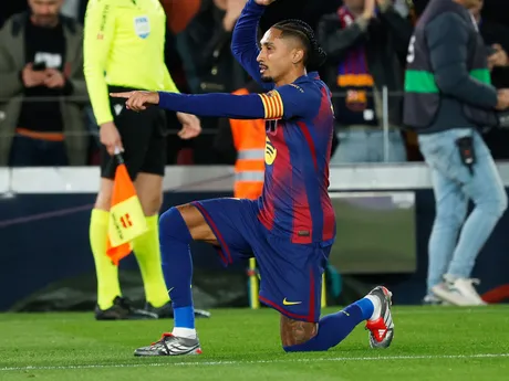 Raphinha oslavuje gól v zápase FC Barcelona - Atlético Madrid 