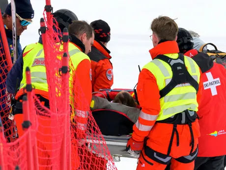 Michelle Gisinovú po ťažkom páde odniesol vrtuľník