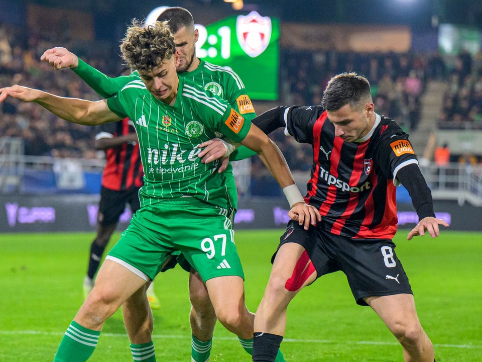 Na snímke zľava Andy Masaryk, Martin Regáli (obaja Prešov), Milan Corryn (Trnava).