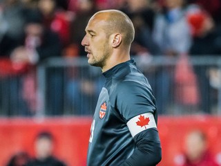 Milan Borjan v drese Kanady na MS vo futbale 2022.