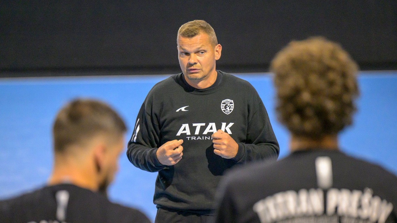 Na snímke hlavný tréner Tatrana Prešov Radoslav Antl.
