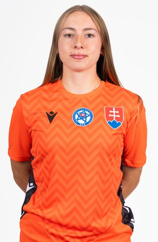 Anika Katarína Huber Tóth
