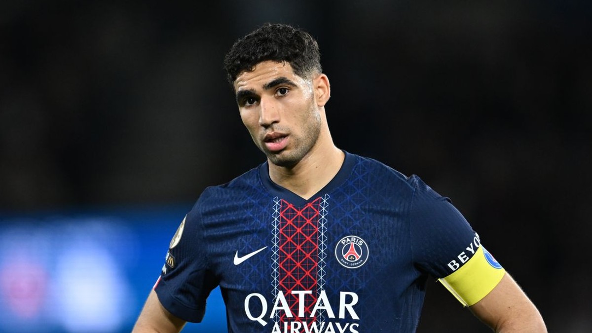 Achraf Hakimi v drese PSG.
