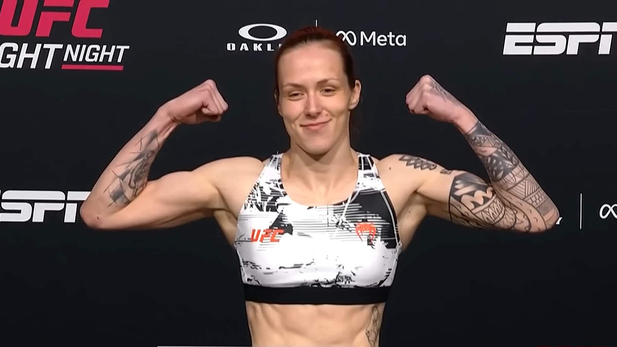 Bledá na predzápasovom vážení.