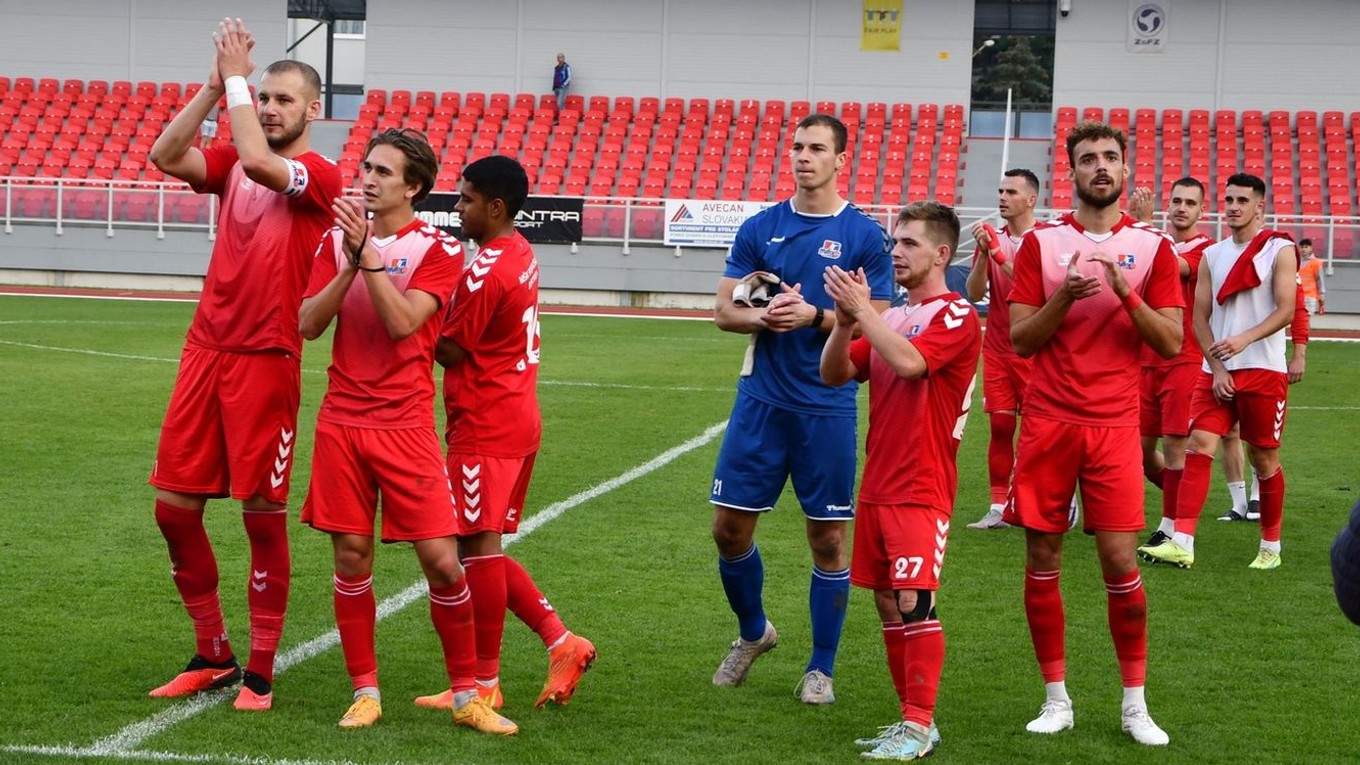 Futbalisti MŠK Považská Bystrica.