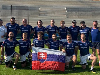 Slovenská reprezentácia v sedmičkovom ragby na ME v Kosove.
