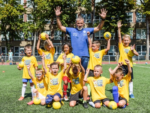 Projekt „Dajme spolu gól“ vstupuje do školského roka 2020/21, projekt podporil tréner SR A Pavel Hapal