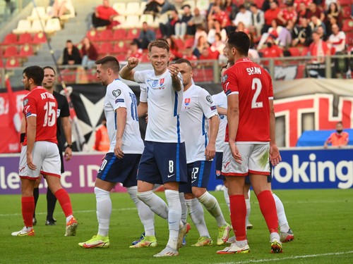 MUŽI A – Zvládnutú kvalifikačnú bodku podpísal Dudov hetrik, Tarkovič chválil efektivitu