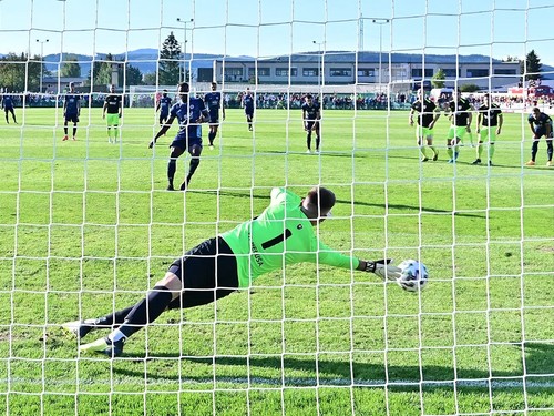 Slovnaft Cup_Ezekiel Henty_ŠK Slovan Bratislava