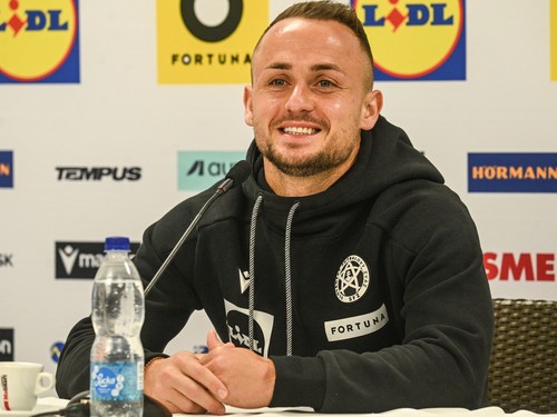 MUŽI A_TK_Liga národov UEFA_Stanislav Lobotka.jpg