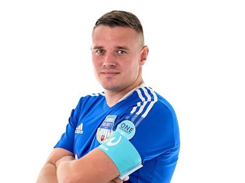 Róbert Hustý_plážový futbal SR.jpeg