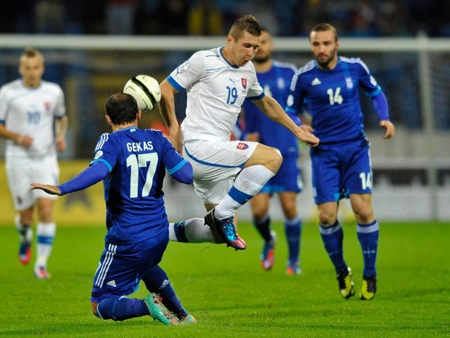 SR futbal MS 2014 kvalifikácia skupina G Slovensko Grécko BAX.jpg