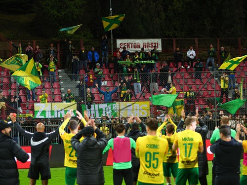 SR Futbal Slovnaft Cup SP 1/2 odveta Podbrezová Žilina BBX.jpg